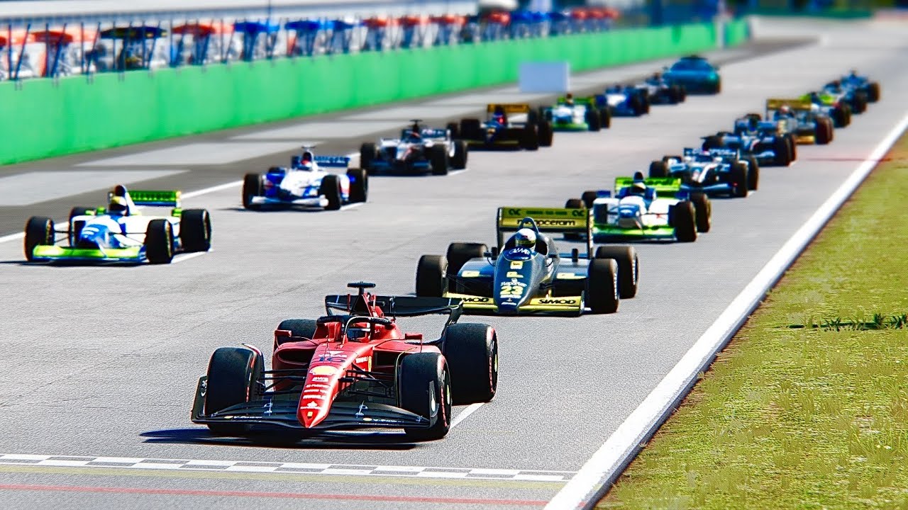 Ferrari F1 2022 F1-75 vs Minardi F1 Cars at Monza GP