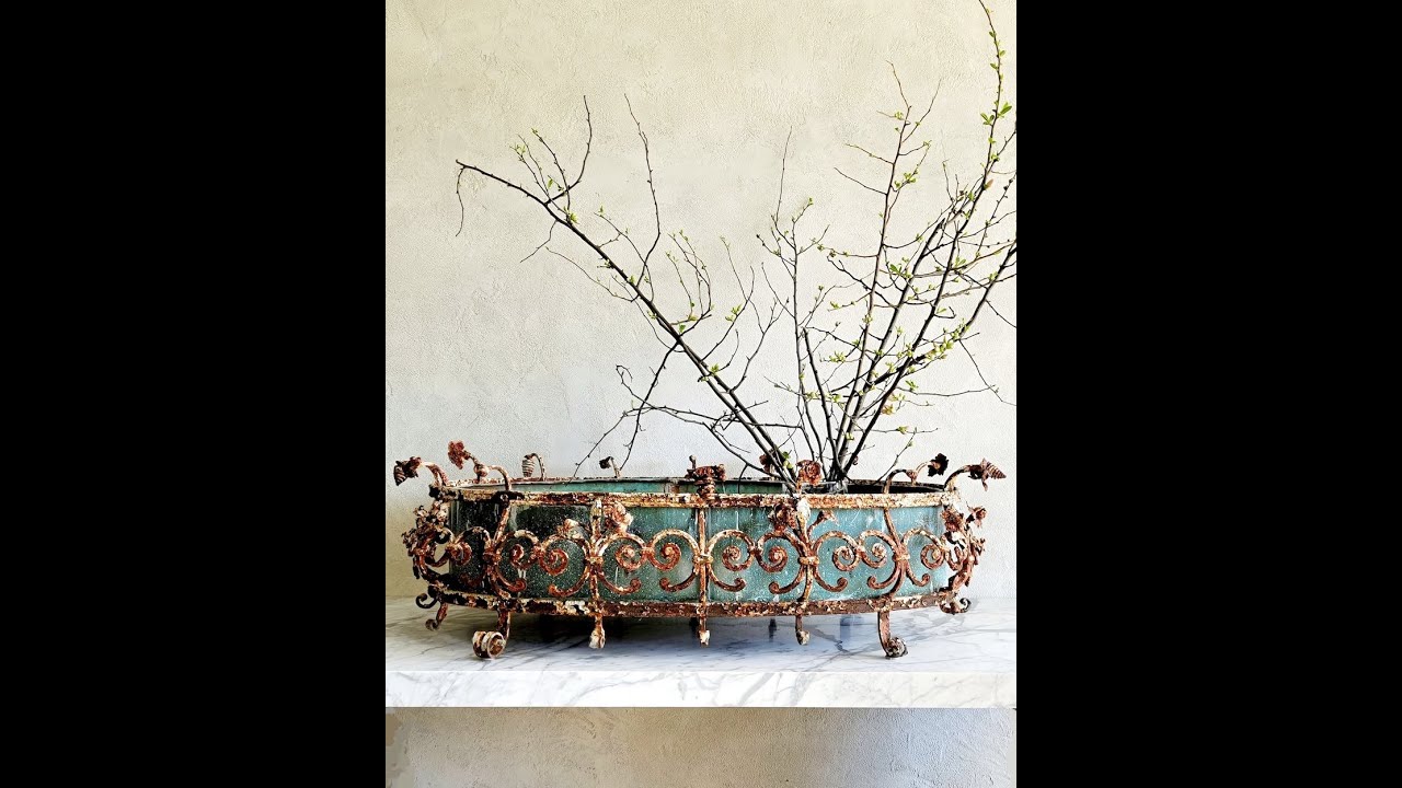 Wrought Iron Fleur de Lis Jardinière