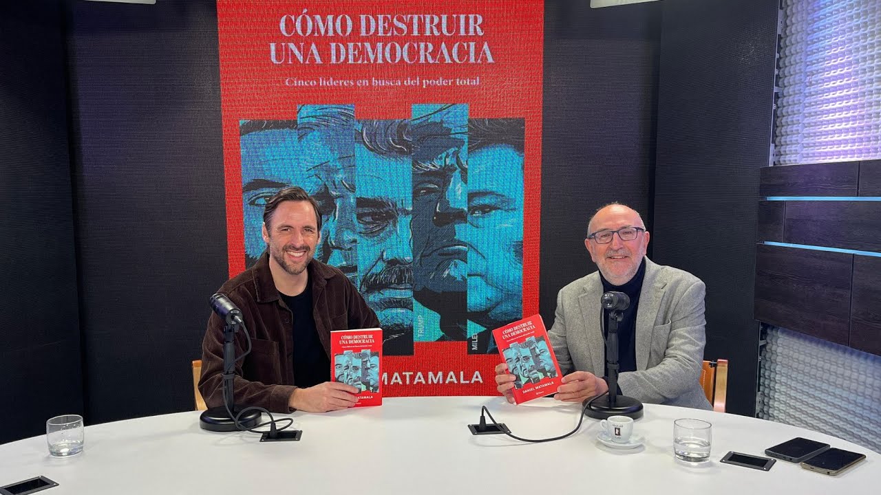 Daniel Matamala: “Los líderes autoritarios siguen el mismo manual para destruir la democracia”
