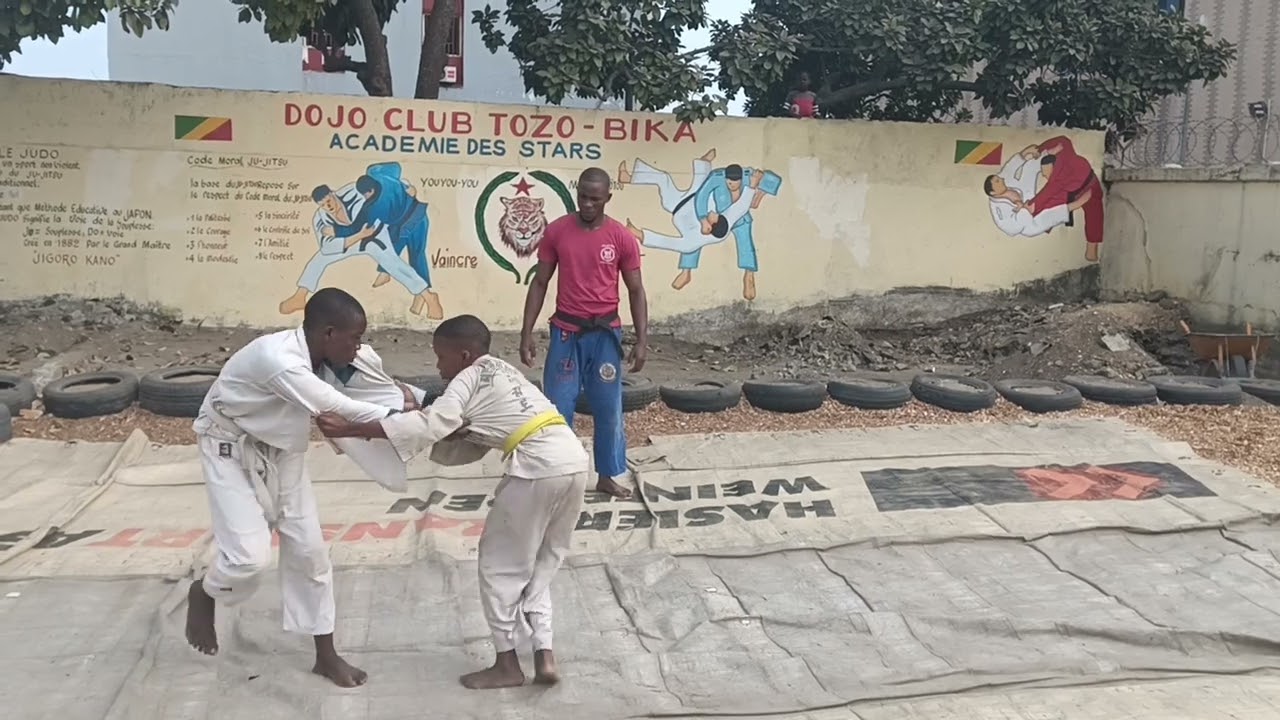 séance d'arbitrage jujitsu Self défense avec maître Cédric