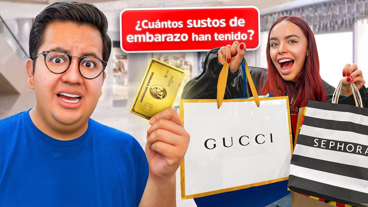 COMPRÁNDOLE TODO LO QUE QUIERA MI NOVIA EN EL CENTRO COMERCIAL
