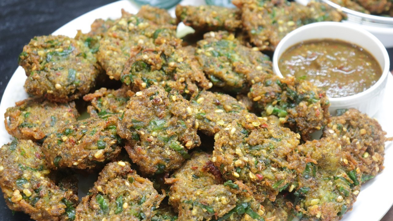 Ramzan Special Moong Dal Pakode | Crispy Iftar Recipe 🌙 | Easy & Snack Recipe For Iftar & Evening |