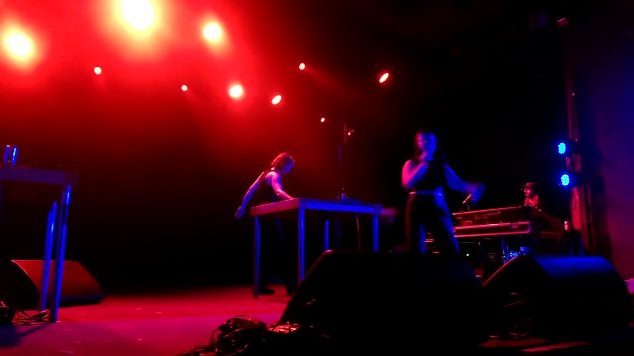 Minuit Machine - Honey (Out of Line Festival/Berlin / 2.5.2024)
