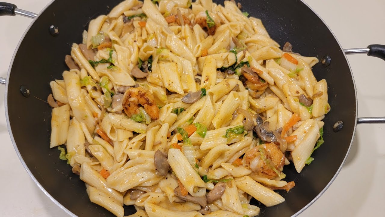 Pasta with Mushrooms and Shrimps