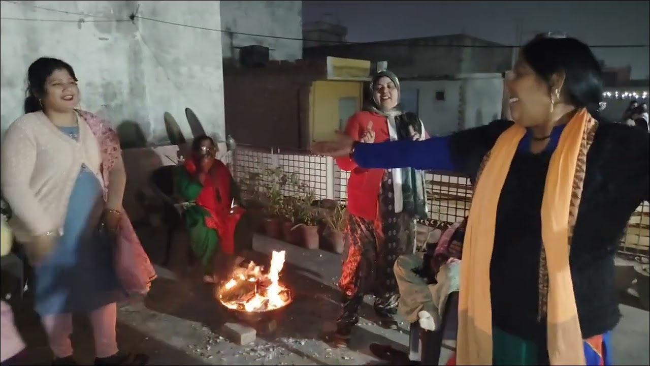 आप सभी को लोहड़ी की बहुत बहुतशुभकामनाएं हैप्पी लोहड़ी 🙏🙏🥰