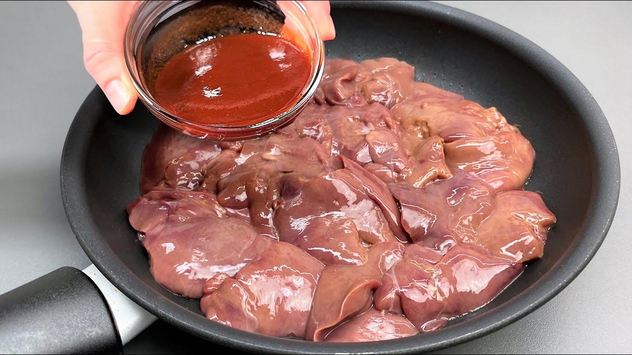 Очень вкусно! Приготовьте куриную печень таким образом, чтобы получился потрясающий сытный ужин!