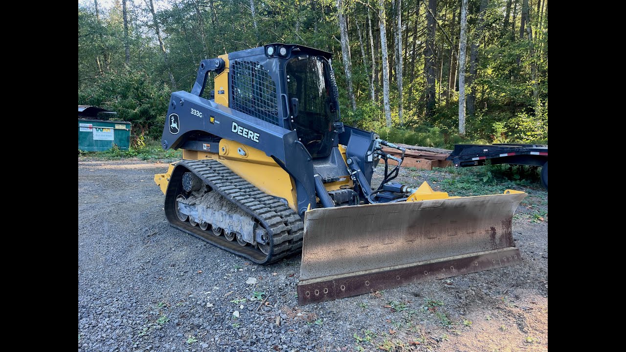 John Deere 333G with 2D smart grade blade 500 hour review