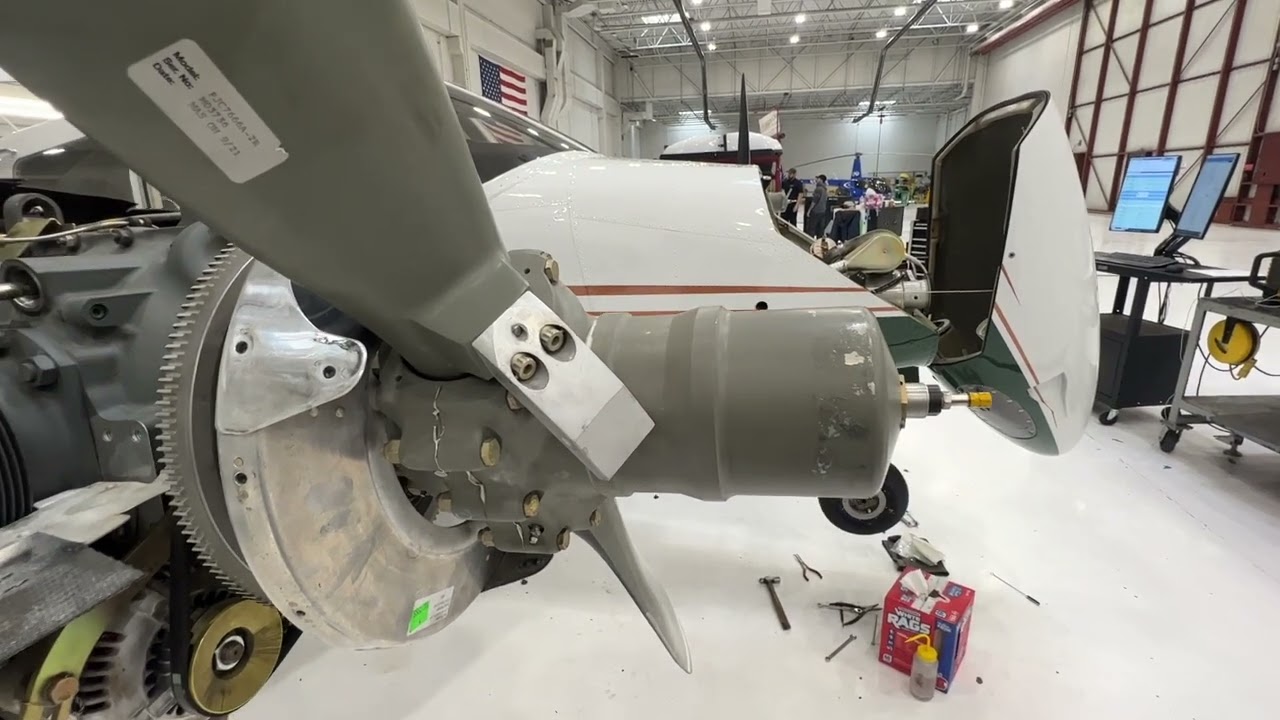 Piper PA-44 Seminole Systems Overview