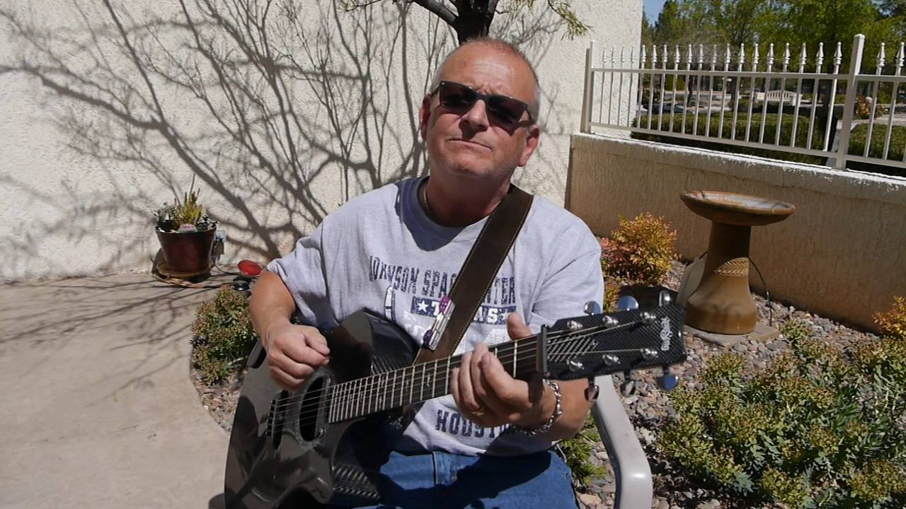 Acoustic Bruce cover of Spooky by the Classics IV
