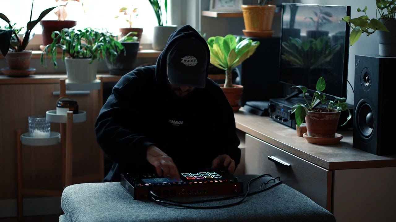 @Akai_Pro MPC Live III