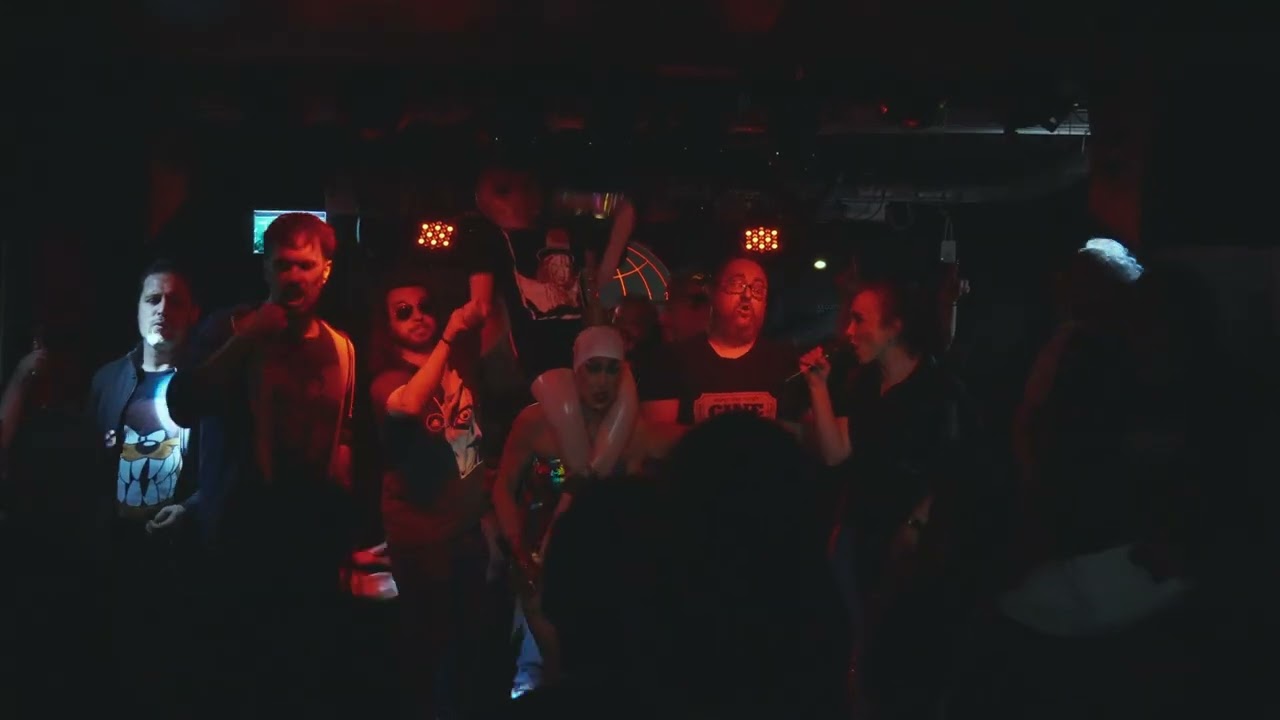 Rachel & Friends sing 