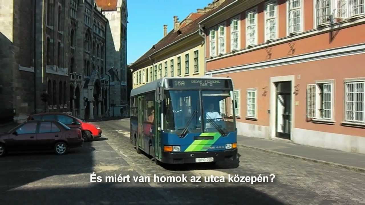 Ikarus 405-&ouml;s&ouml;k a V&aacute;rnegyedben