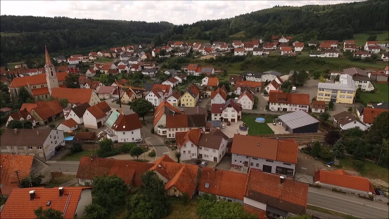 Flug &uuml;ber Neufra 02.08.2015 mit Phantom 3 Prof
