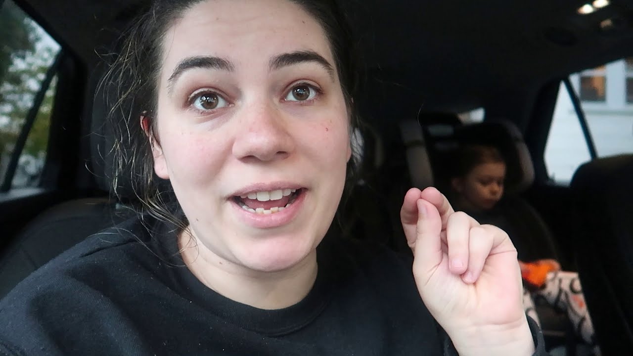 VLOGTOBER 2020 - Fall Fun - Baking and  Linvilla Orchards - Last weekend before Halloween!