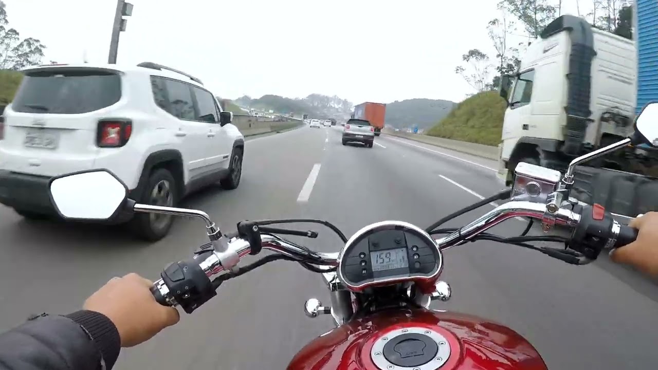 Mirage 650 - [ Só moto e estrada ]