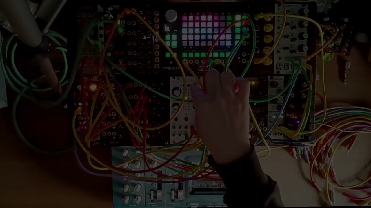Somniphobic Tendencies | Tapeloop and Generative Eurorack Ambient Jam