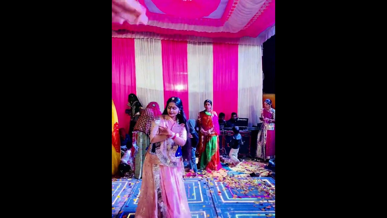 Dheeme dheeme gaoon song //Rajsthani ghoomer dance //by sister 