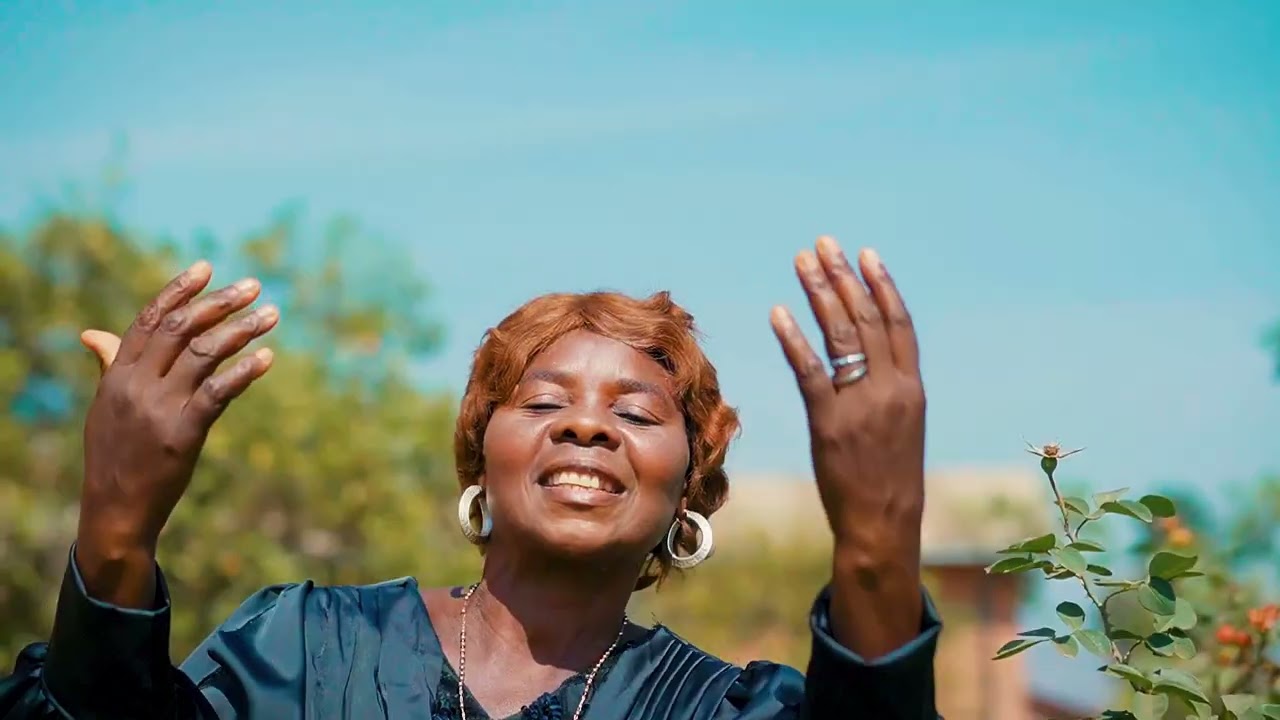 Kukola okola (paliza d'auto tumusifu) by Jean de Dieu kulimushi charismatique RCC PANZI 