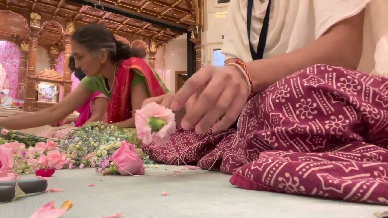 How to make garland from baby’s breath and carnations 😍🙏🏼🌸