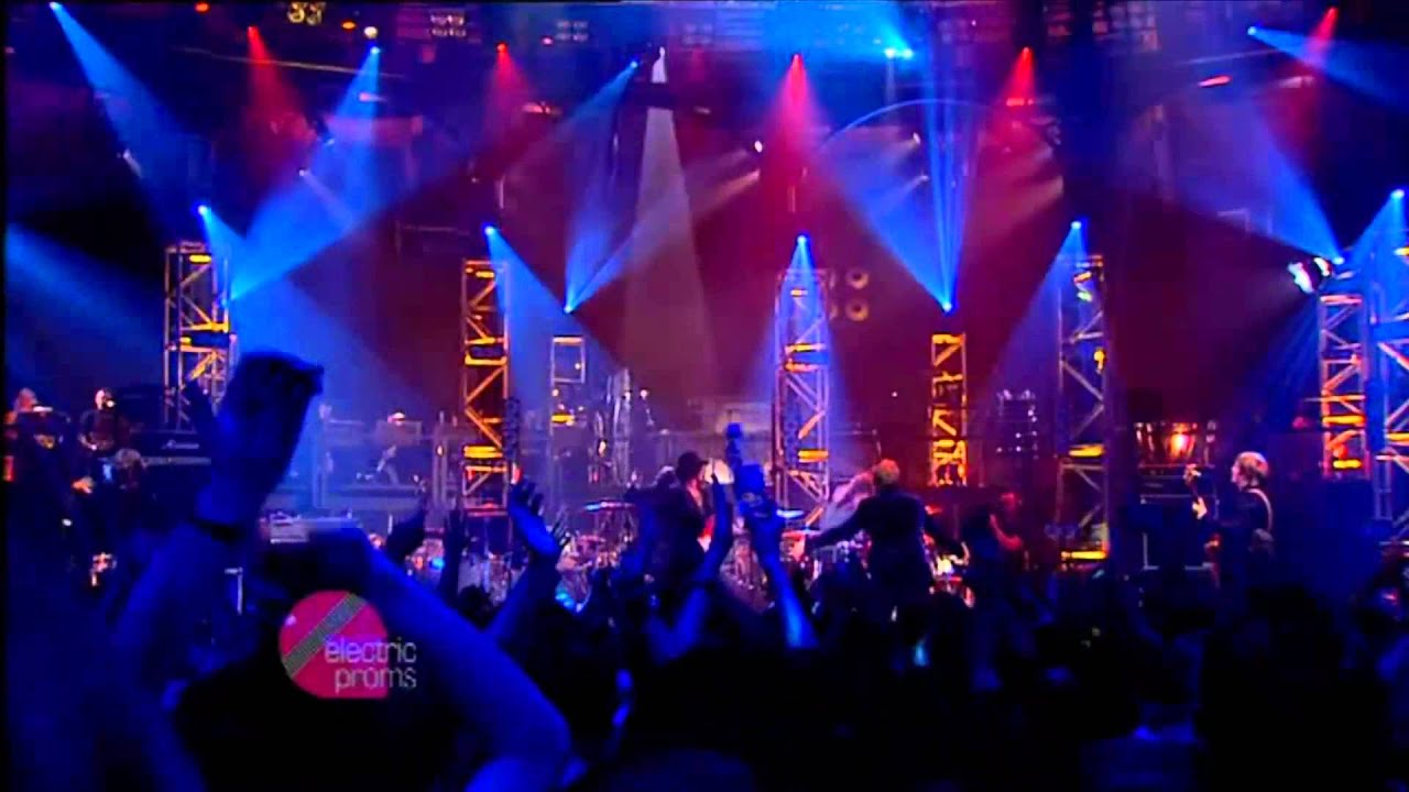 Kasabian - BBC Electric Proms 2006 (London, England) Full Concert