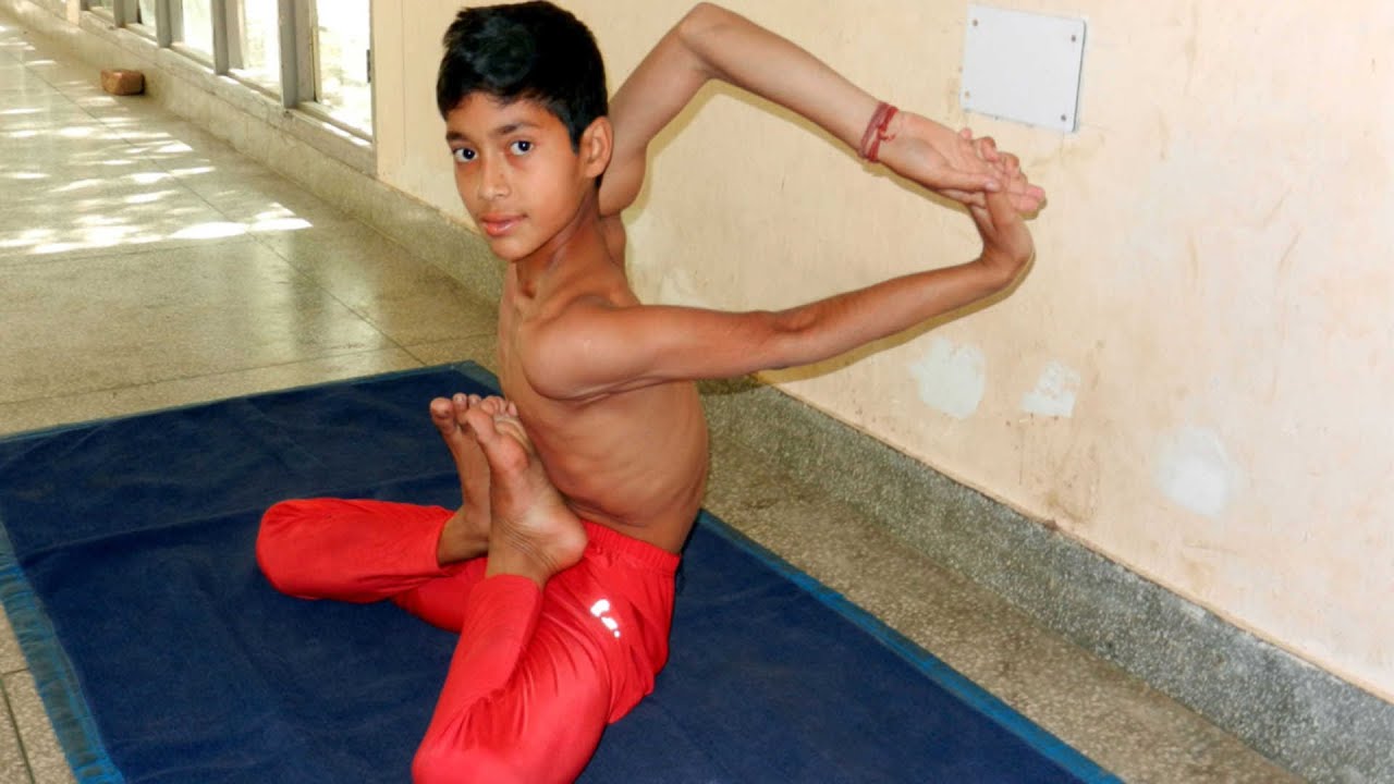 Amazing Indian Elastic Boy