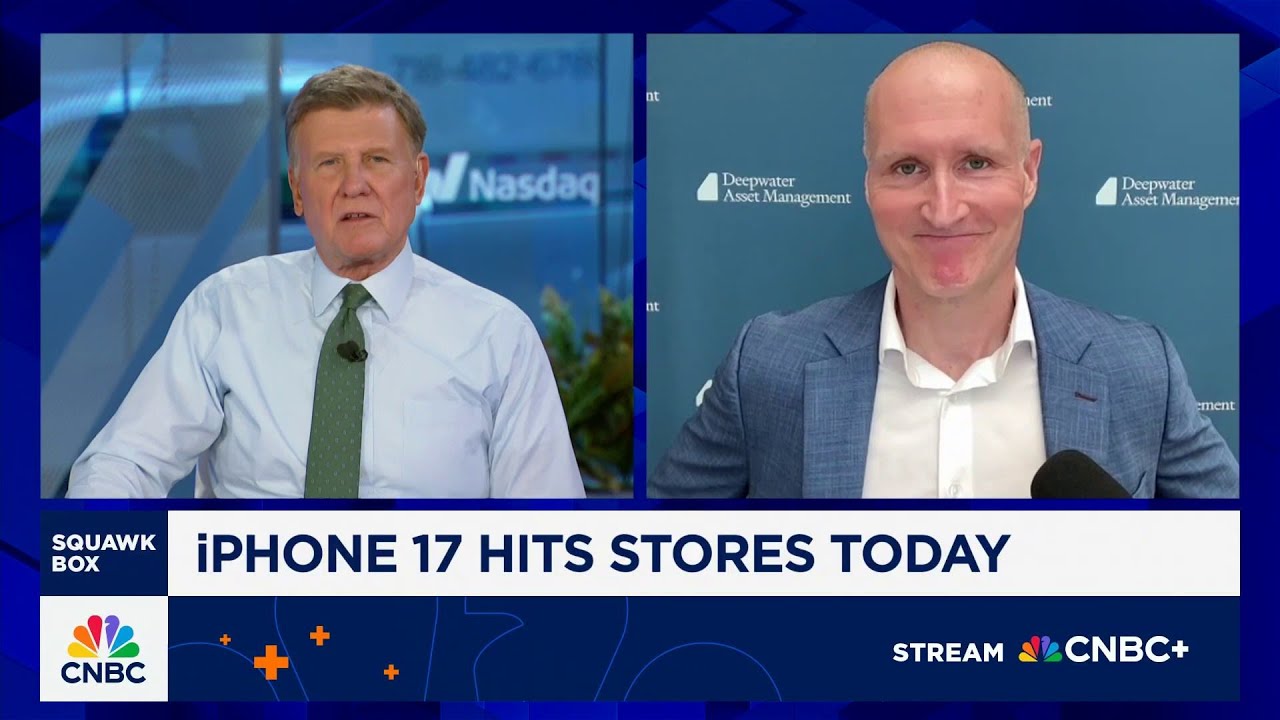 Early indications show the iPhone 17 will be a great cycle, says Deepwater's Gene Munster