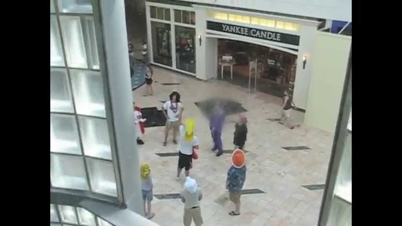 Florence Mall: The Happy Happy Misfits