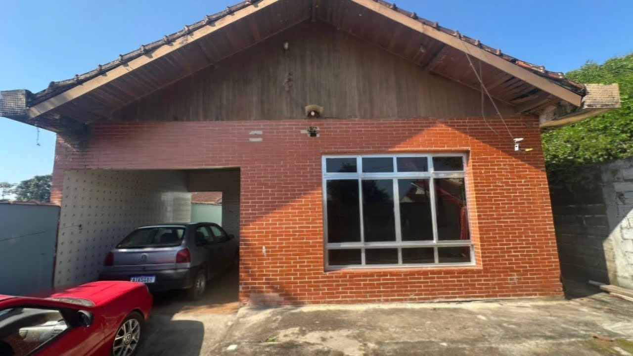 Casa na praia em Peruíbe, só 100 mil de entrada. 