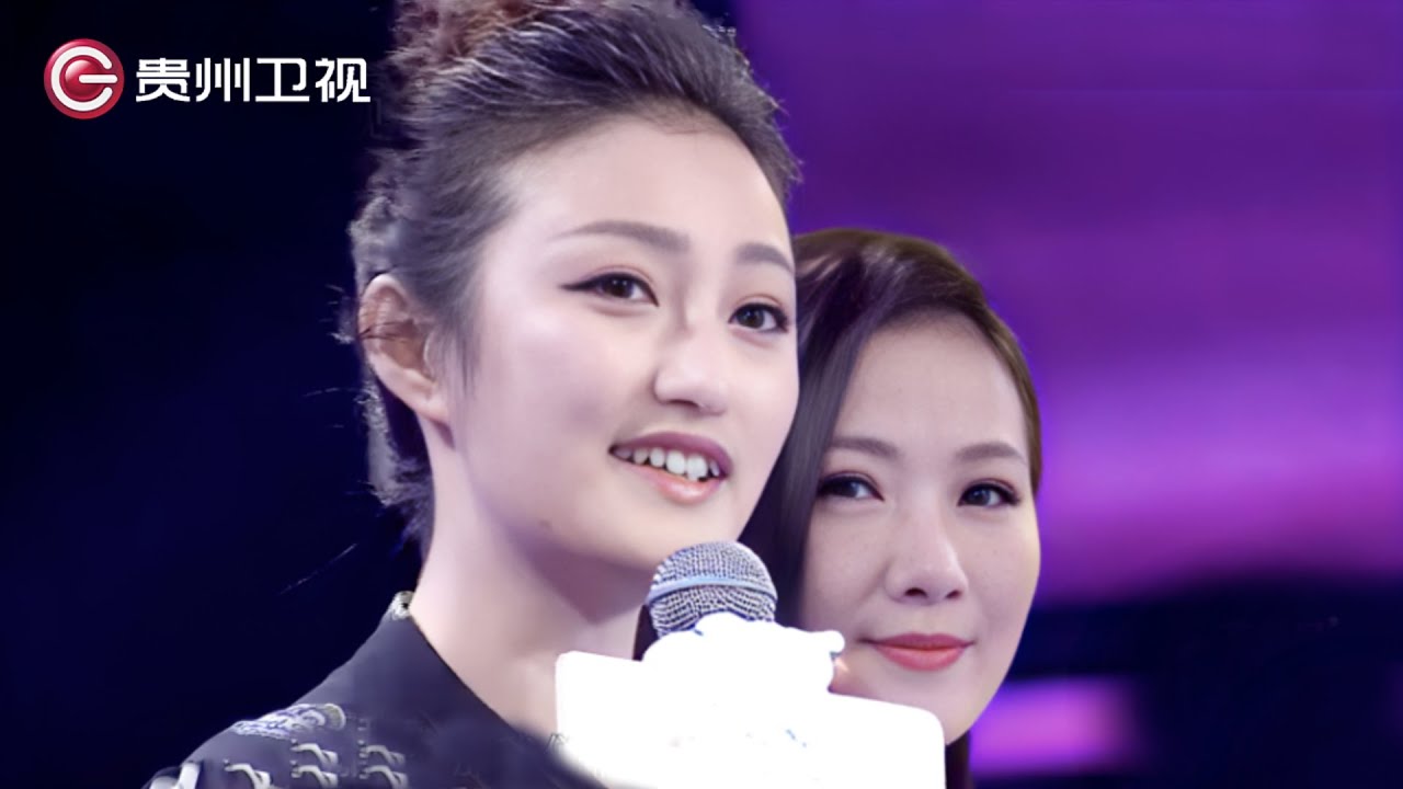 大学校花来表白,一上台男嘉宾眼睛都看直了,长的太美了!