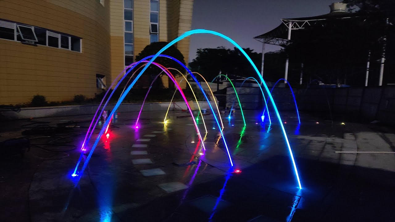 Interactive Fountains Of Window Of The World Theme Park