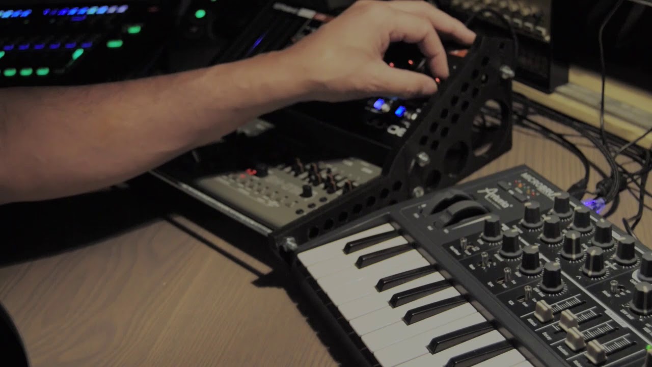 David Alvarado Synth Duo - Roland Boutique JU-06 and Arturia Microbrute