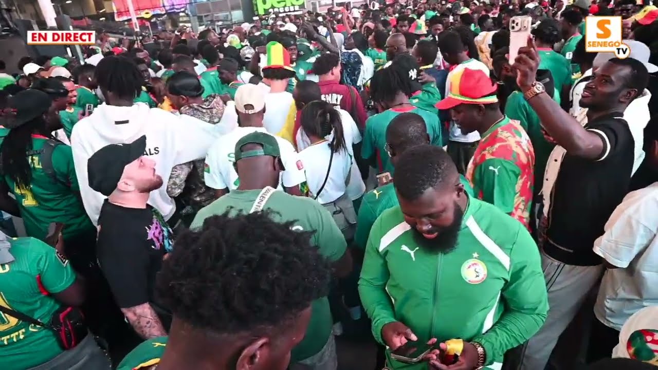 DIRECT | New York : foule immense &agrave; Times Square &agrave; la veille du match France&ndash;S&eacute;n&eacute;gal.