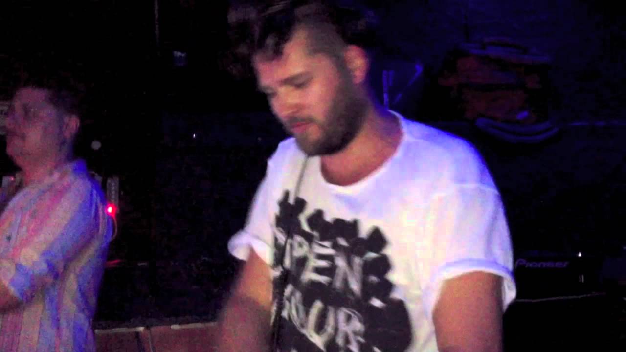 Luca Agnelli @ Turmalin Disco (Lipari - Isole Eolie) 28-07-12 (2)