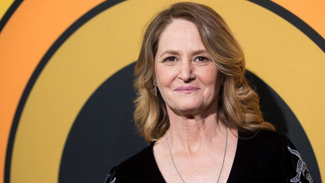 Melissa Leo- Hot Seat Interview- The Knife