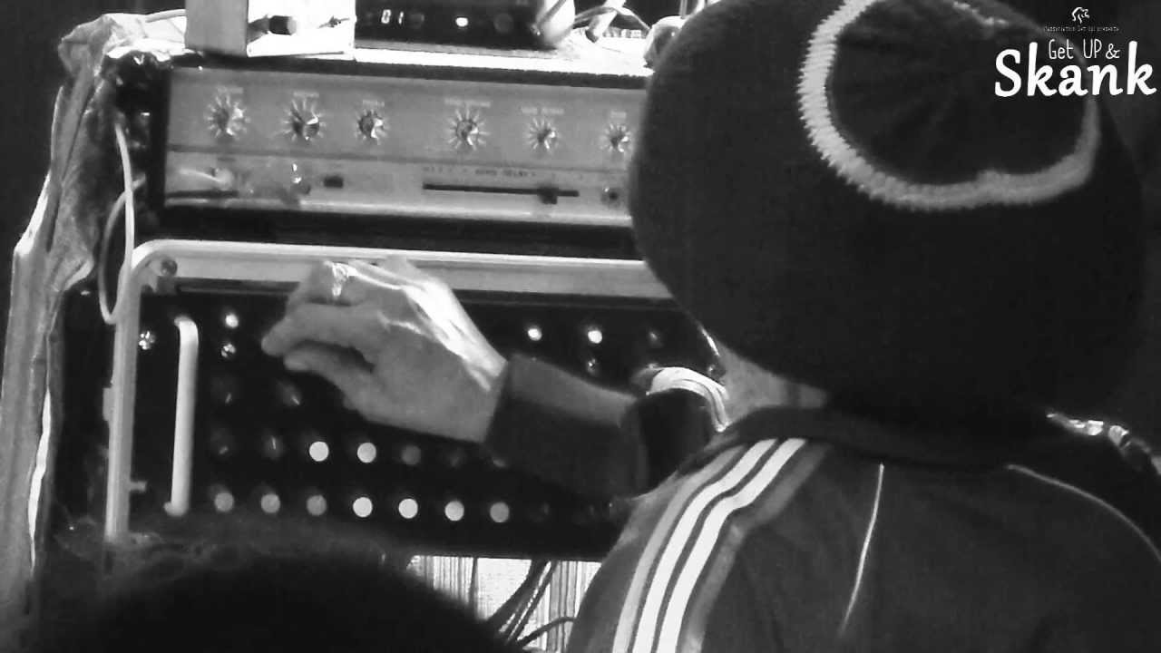 GET UP & SKANK #2 - JAH SHAKA ▶ Chazbo & Hughie Izachaar 