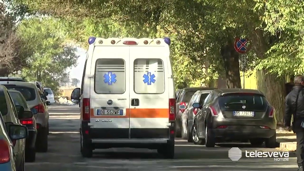 Ragazza muore sotto i ferri al Riuniti di Foggia, i parenti aggrediscono il personale sanitario