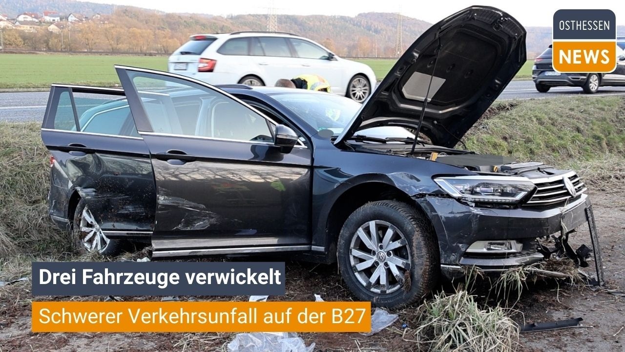 LUDWIGSAU: Drei Fahrzeuge verwickelt: Schwerer Verkehrsunfall auf der B27