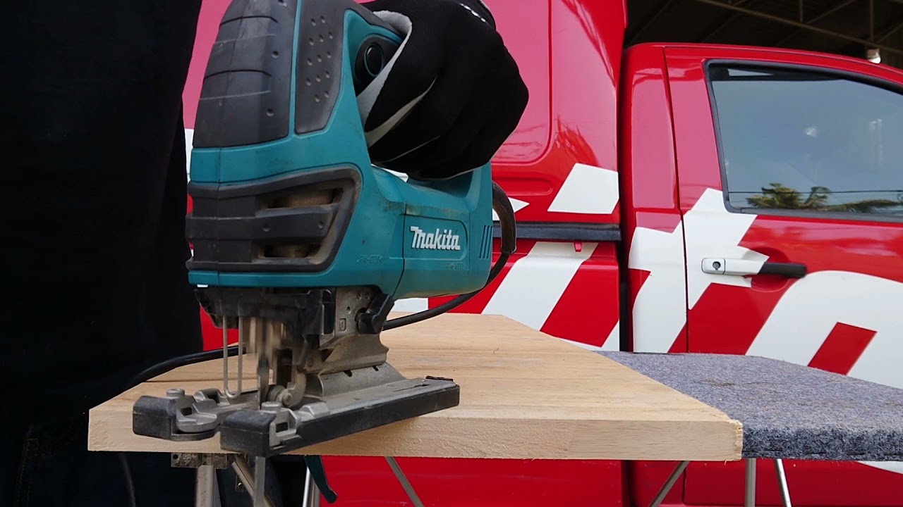 4350CT Makita Jig Saw