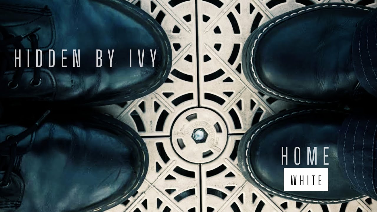 HIDDEN BY IVY - Home White