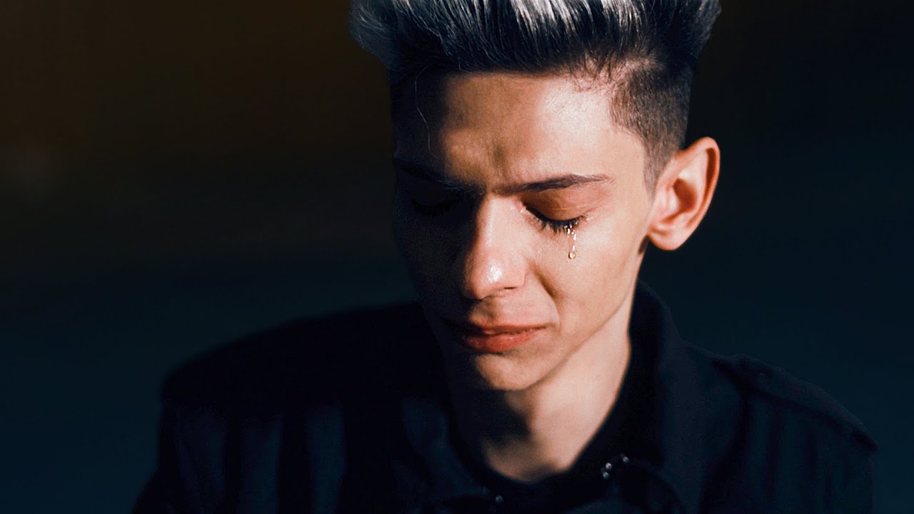 Antonio Pican - Cioburi de iubire 💔 (Official Video)