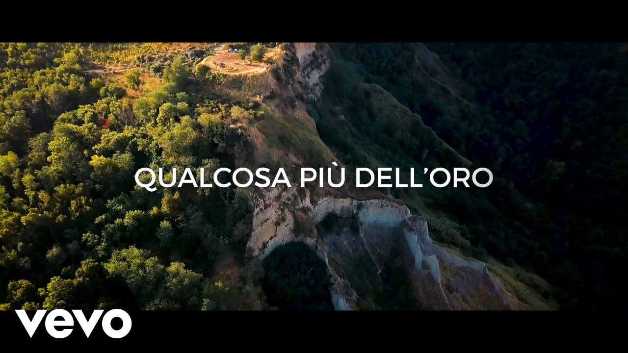 Andrea Bocelli - Qualcosa Più Dell'Oro (Lyric Video)