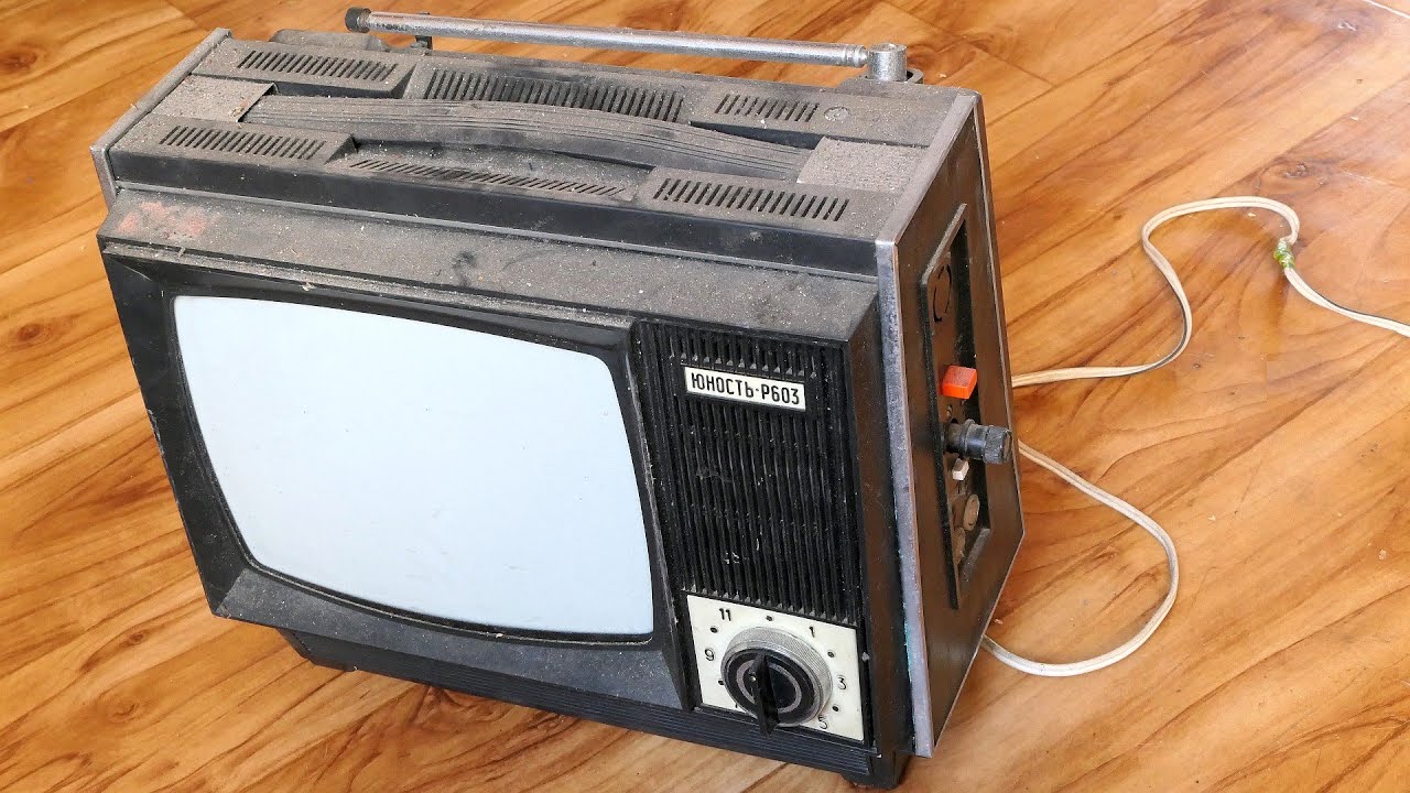 Yunost R603 soviet TV teardown and restoration