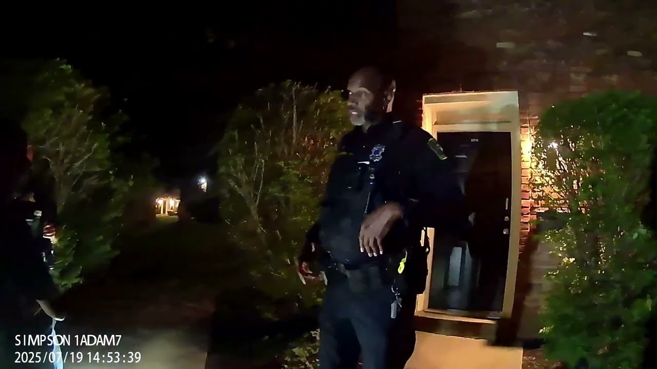 Security Vlogs  Assiting police with Domestic incident