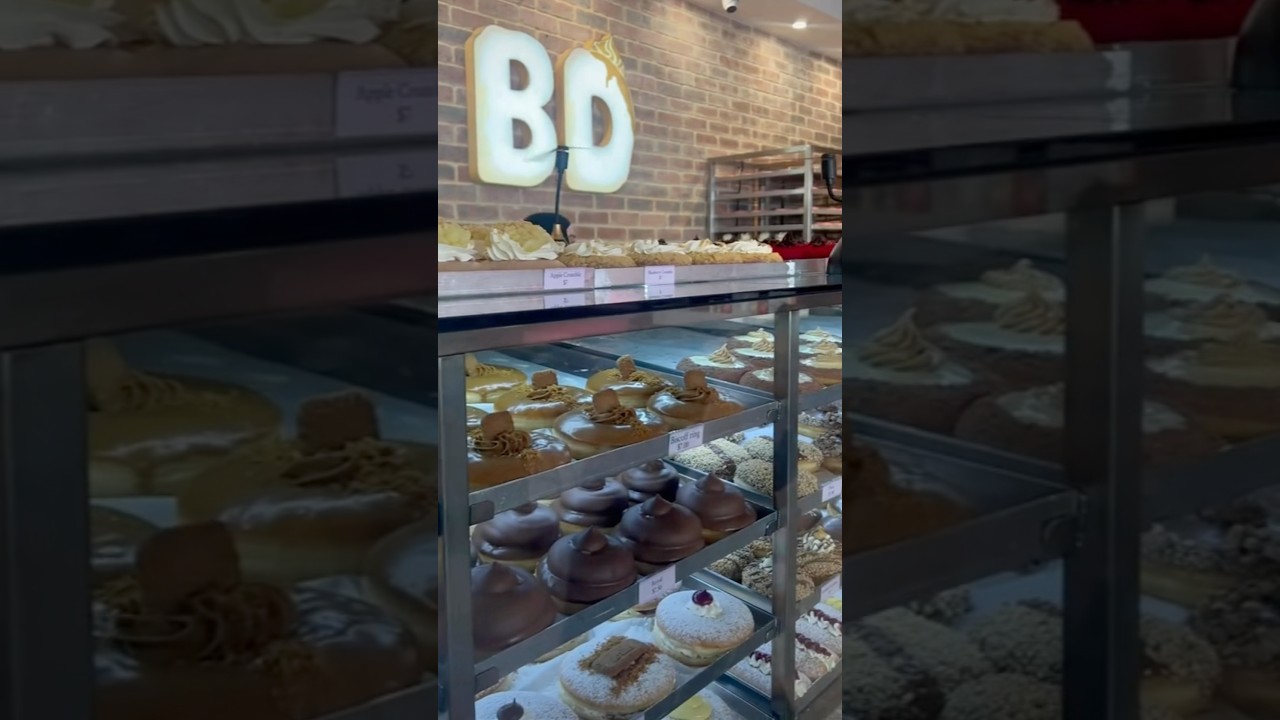 Trying Boston Doughnuts|Bass Hill #BostonDoughnuts #SydneyFoodie #Foodie #DessertLovers #SydneyEats