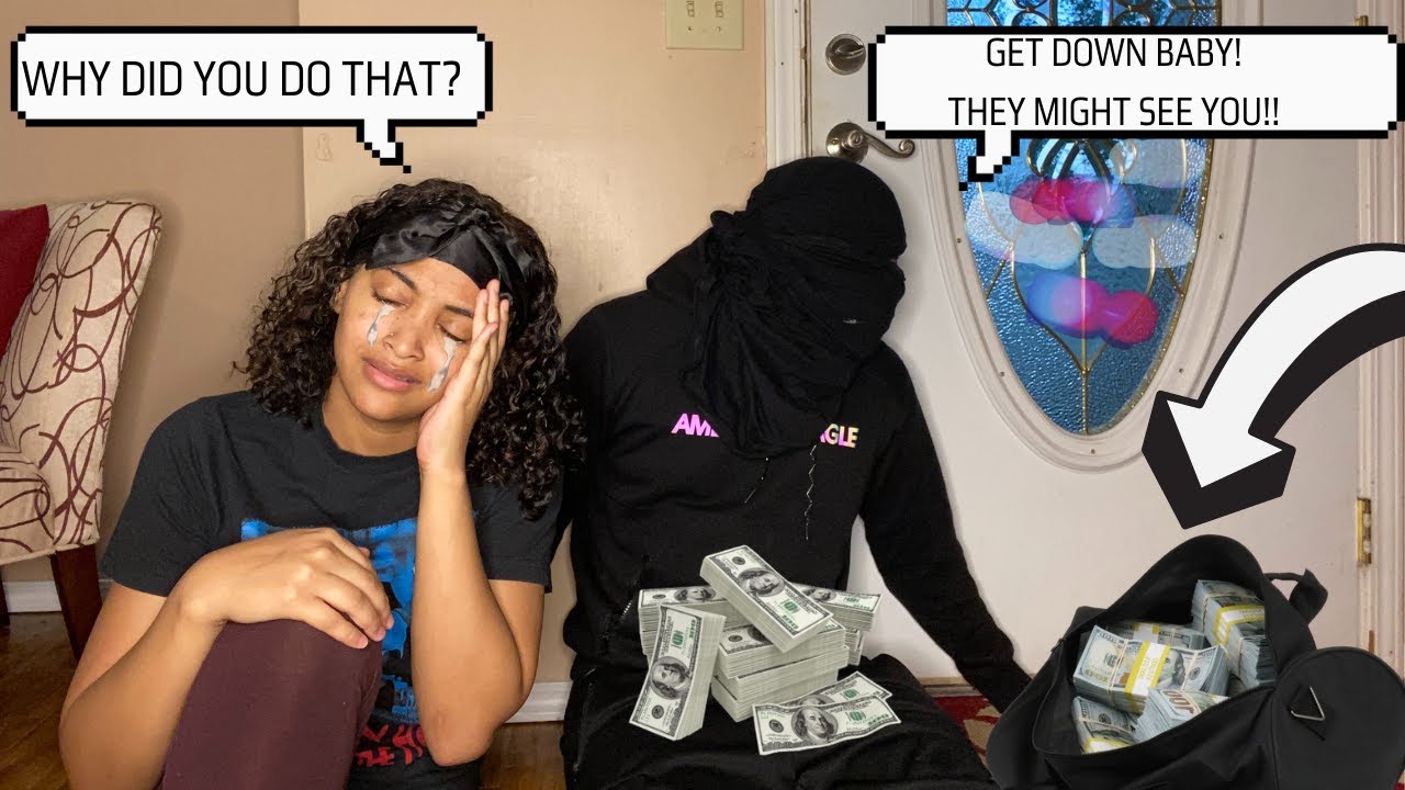 I ROBBED SOMEBODY!! *PRANK ON MY GIRLFRIEND* (SHE WENT CRAZY)