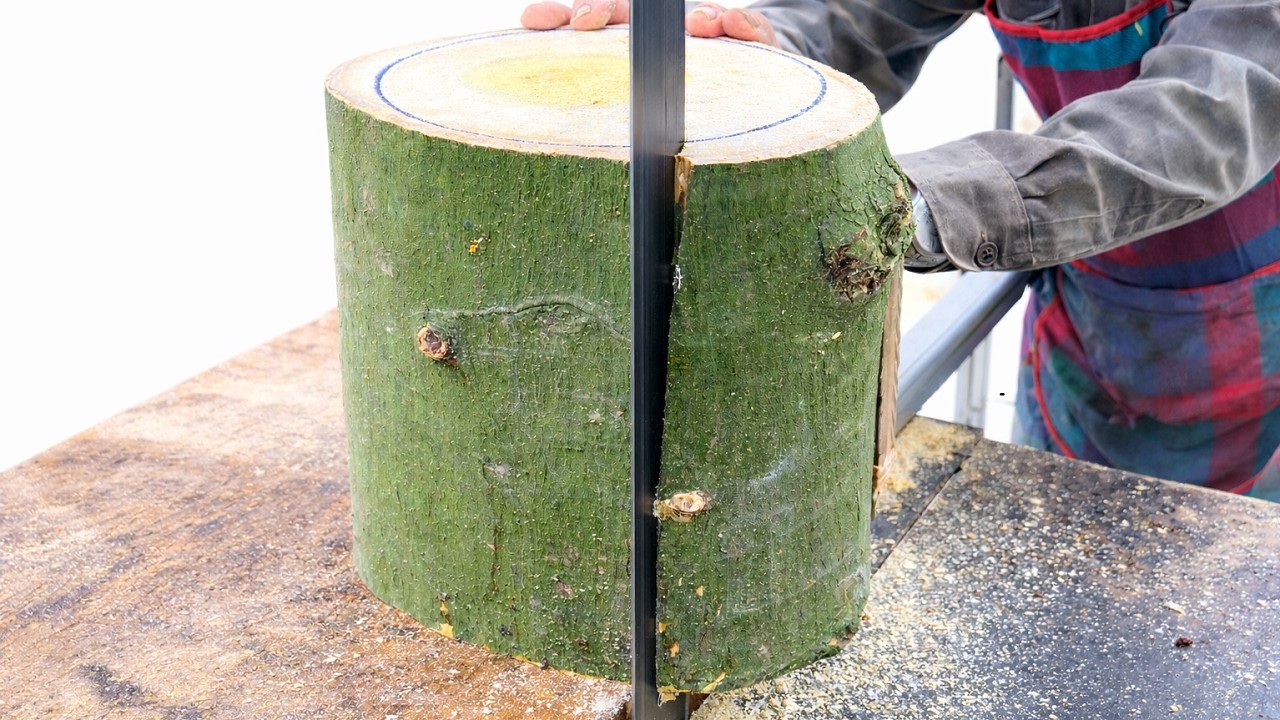 Job For Daring Craftsmen - Sawing Wood On A Powerful Band Saw