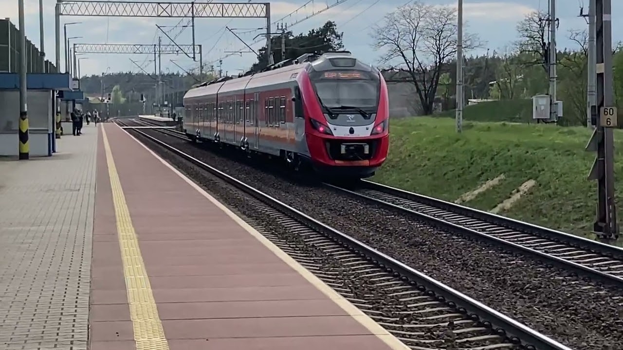 Mix pociagów na stacji Skierniewice rawka