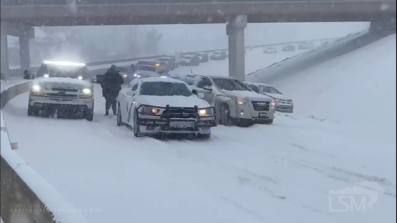 02-15-2021 Little Rock, AR - Travel is a sNOw-GO in Little Rock due to 7 to 10