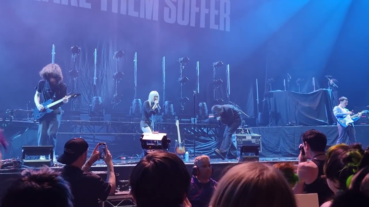 Daine + Oli Sykes (Bring Me The Horizon) - Salt (Live) - John Cain Arena, Melbourne - 10 April 2024