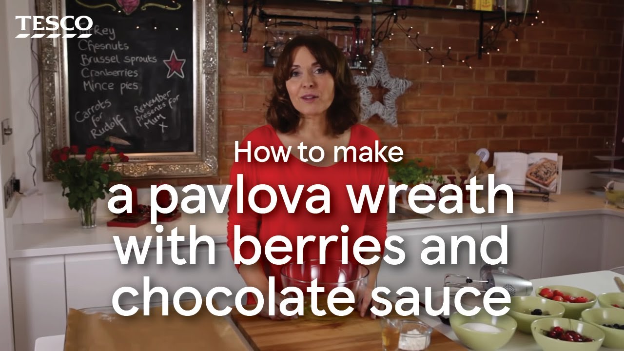 How to Make a Pavlova Wreath | Tesco